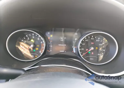 2019 Jeep Compass Latitude 4X4 from USA, damaged, VIN 3C4NJDBB2KT760929